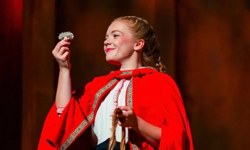 Wherever the Wind Takes Her: Meredith Fox’s Journey on and off the Stage - Staying Warm, Staying Kind