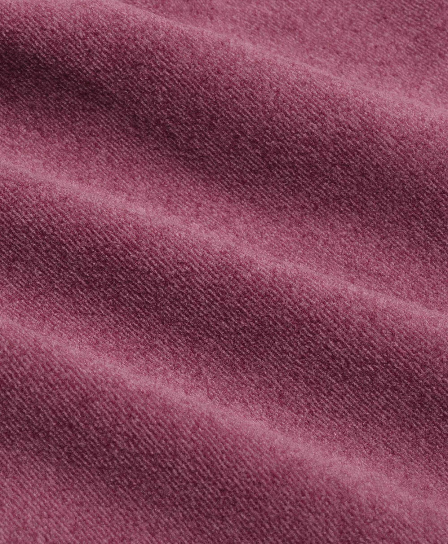 Lining with anti-static treatment