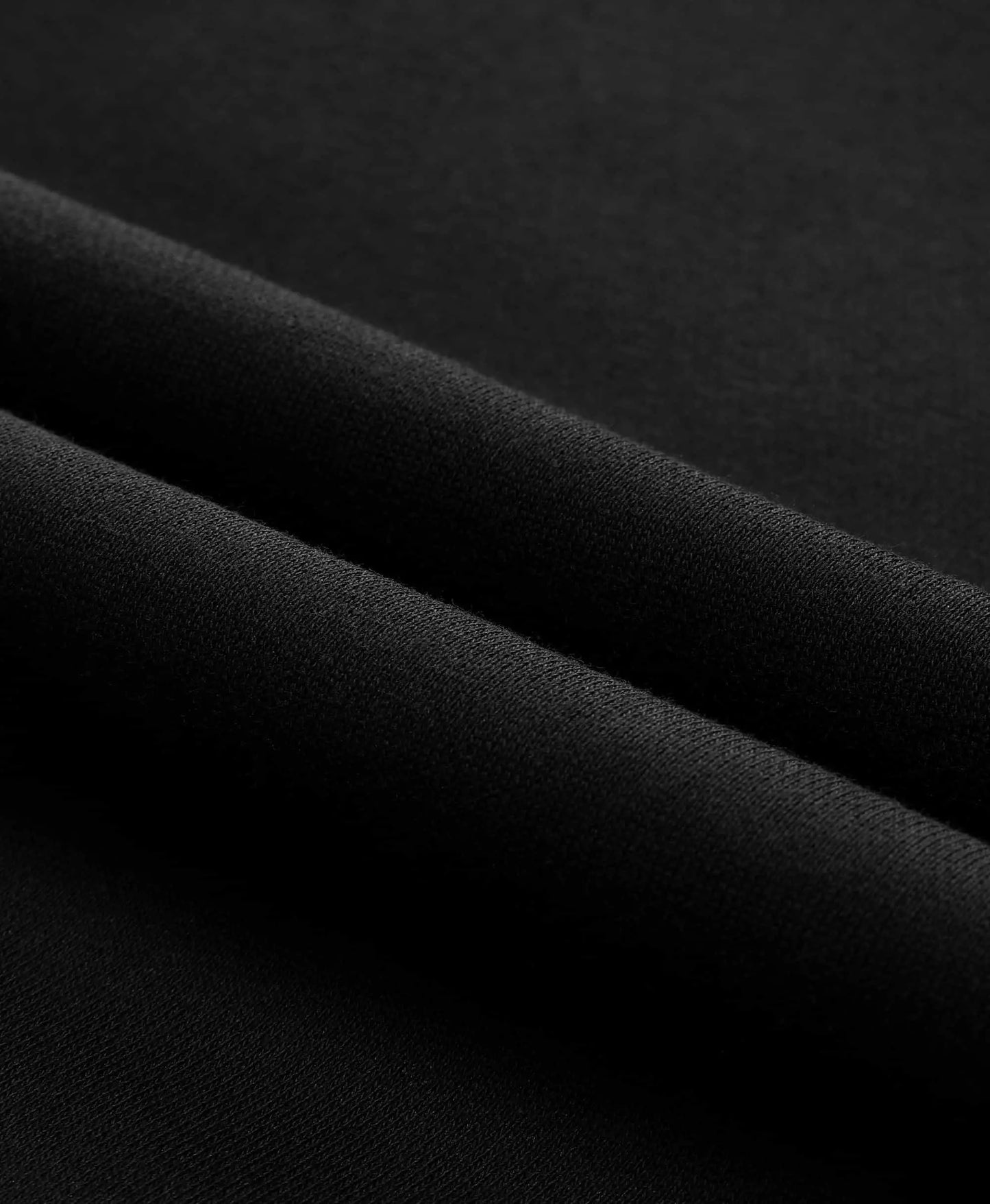 Shell: 50.4% Polyester;45% Cotton;4.6% other fabric