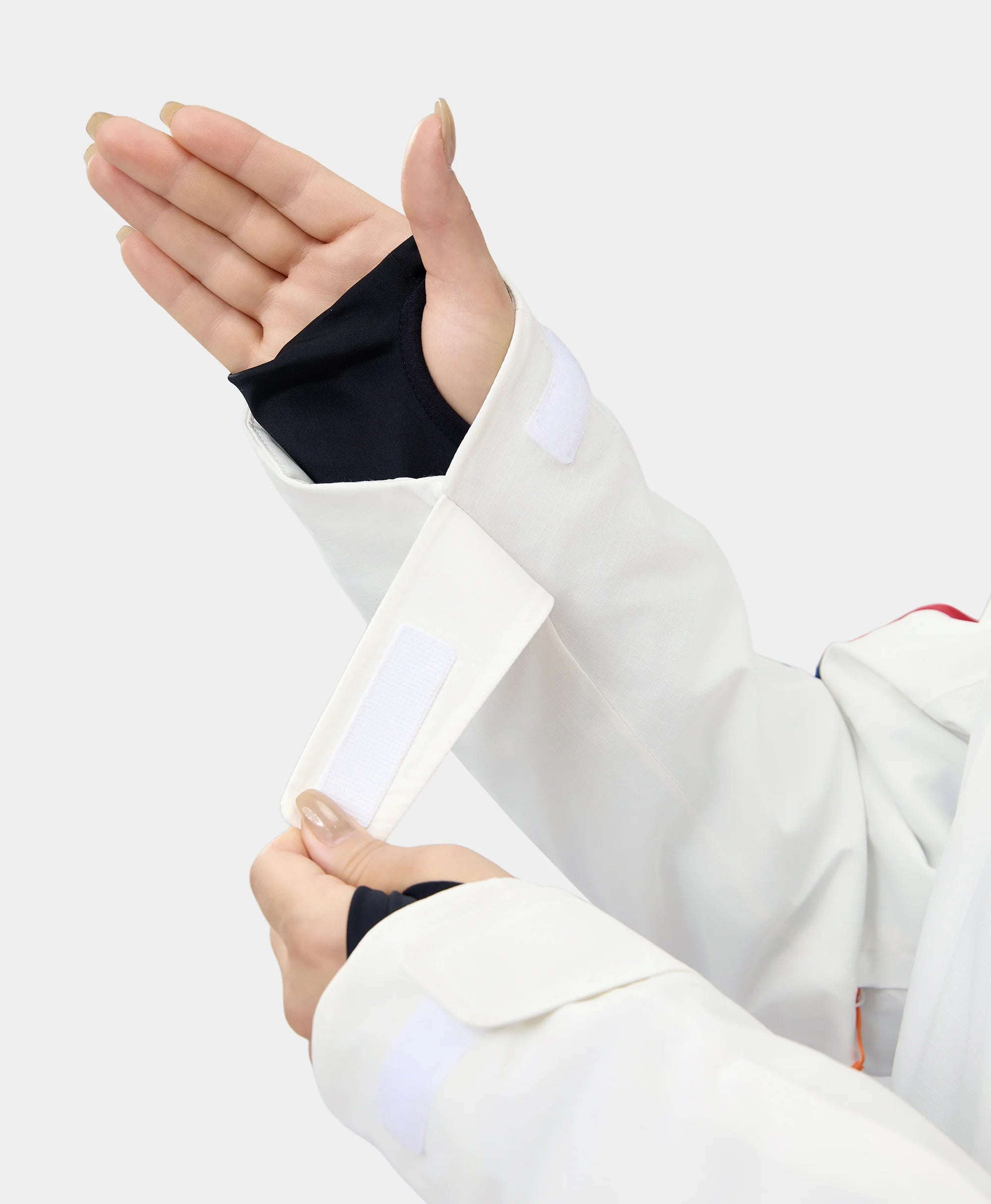 Thumbhole cuff gaiters