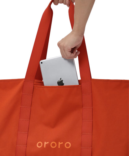 Ample Storage Space & Pockets