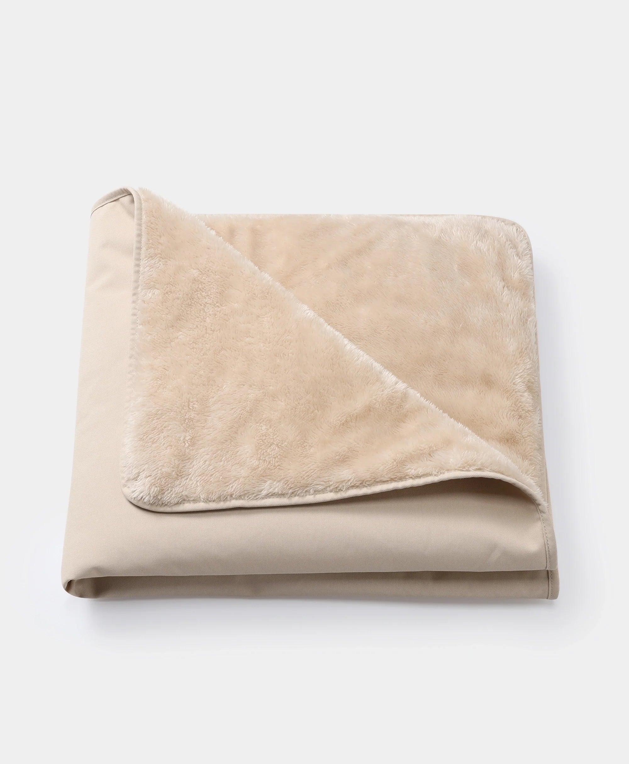 A soft, pet-friendly surface provides extra warmth and comfort