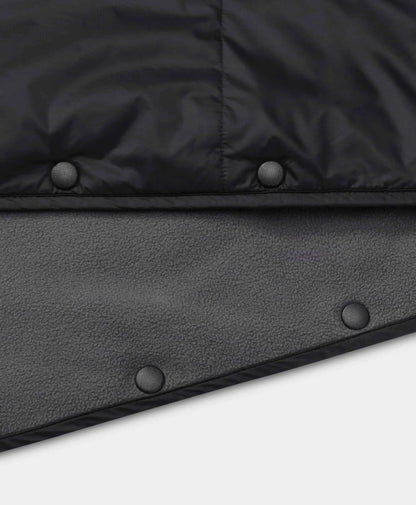  a row of plastic snaps