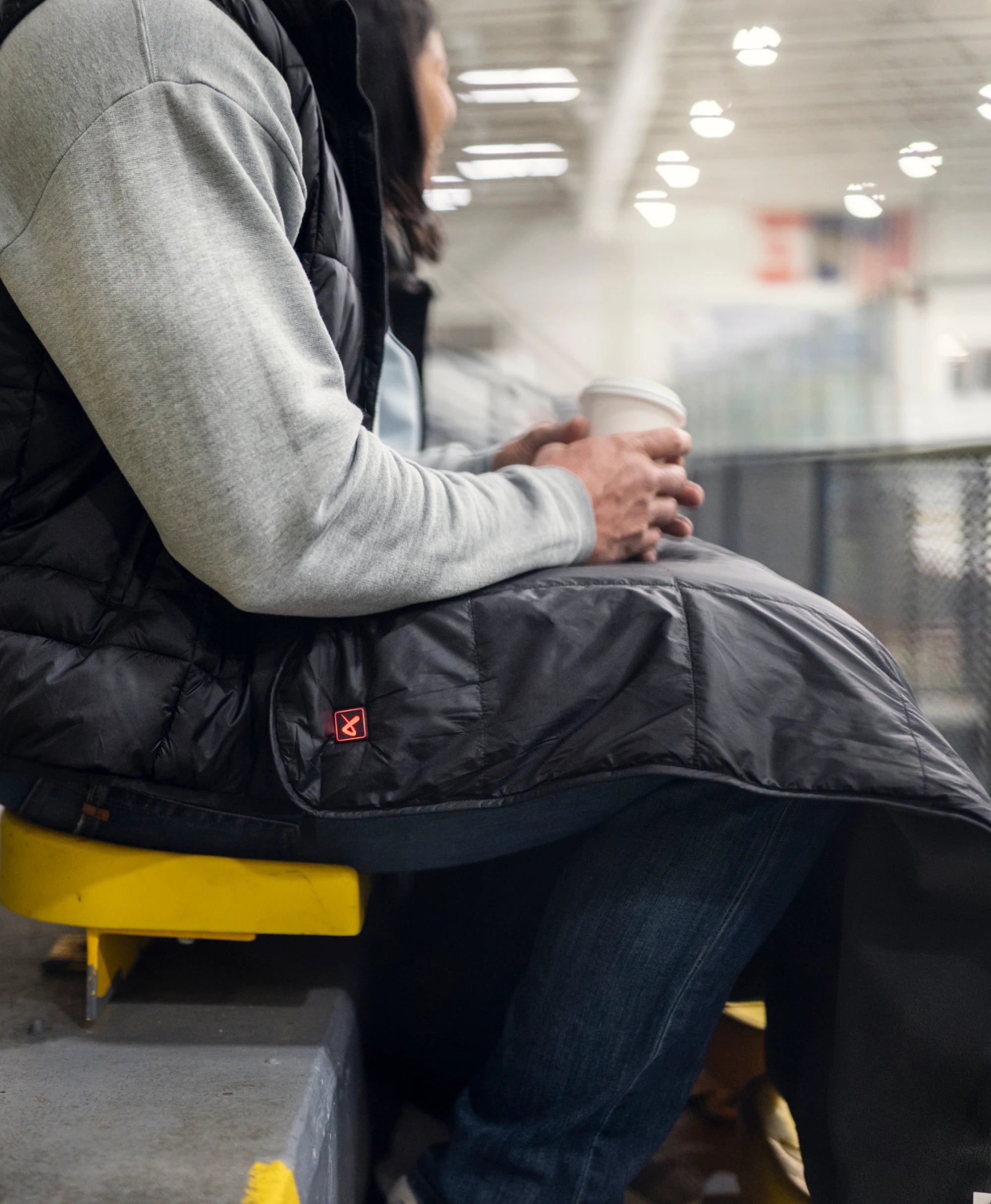 Bauer Unisex 5-Zone Heated Blanket- Black