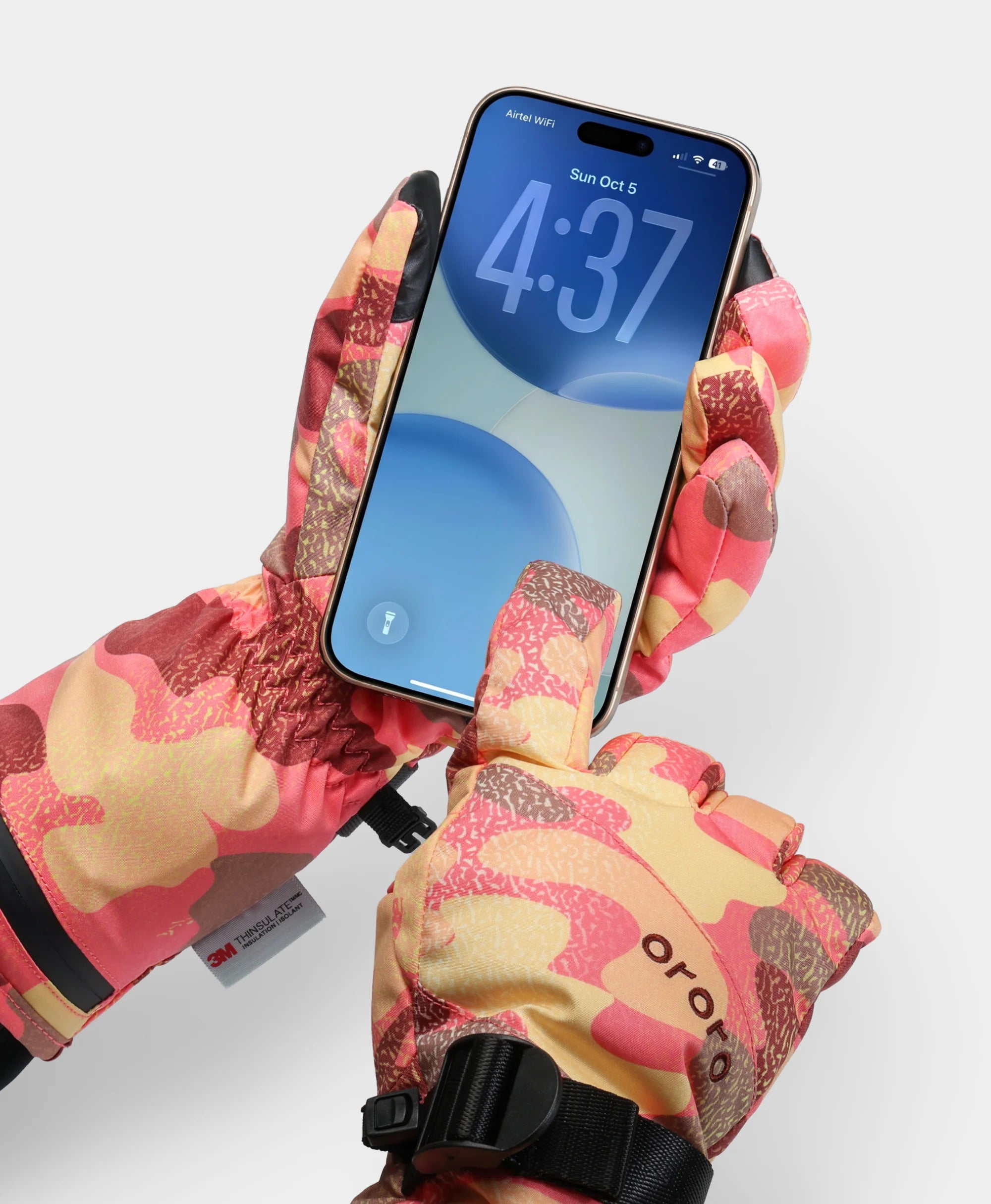 The touch-screen compatible fabric