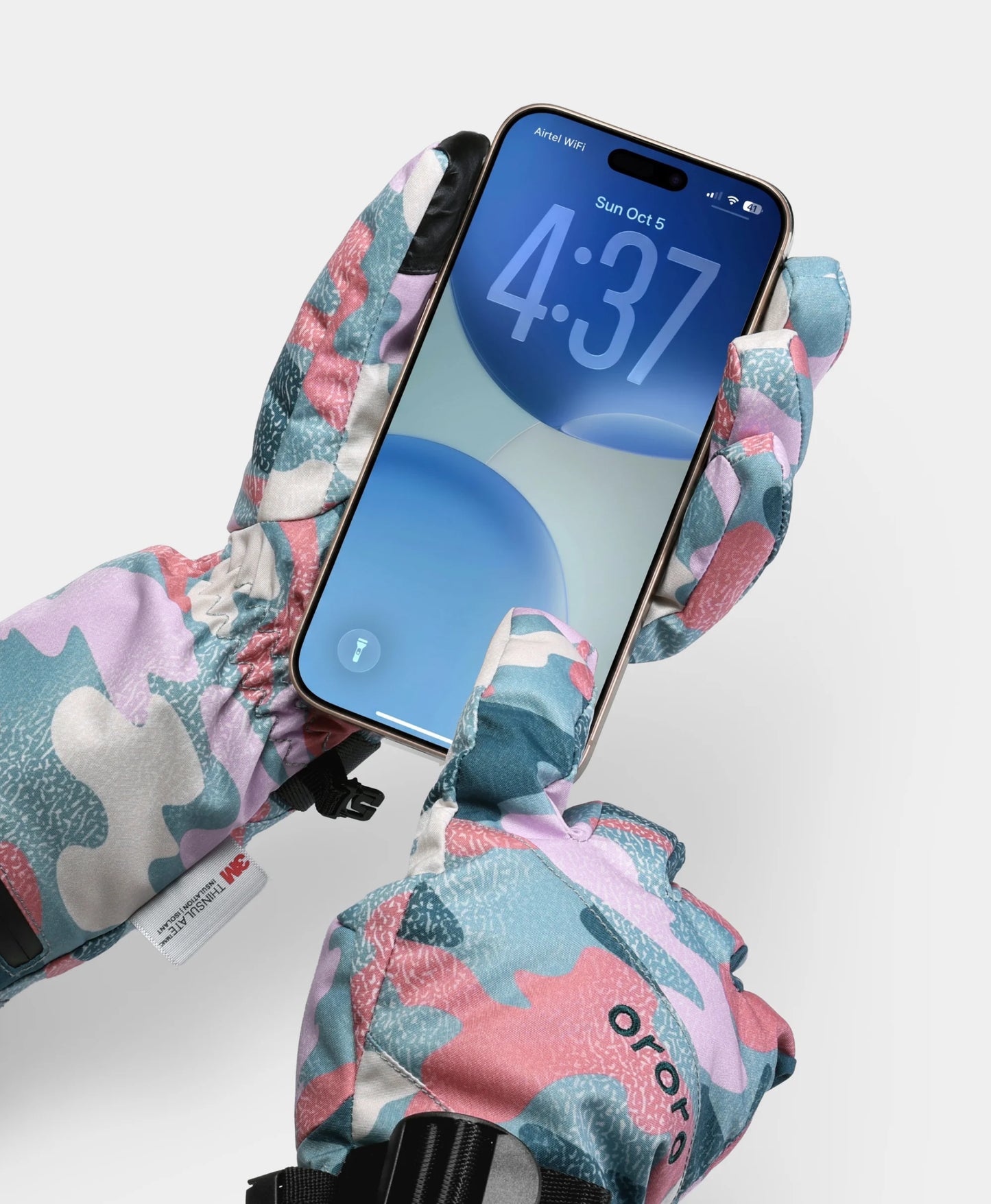The touch-screen compatible fabric