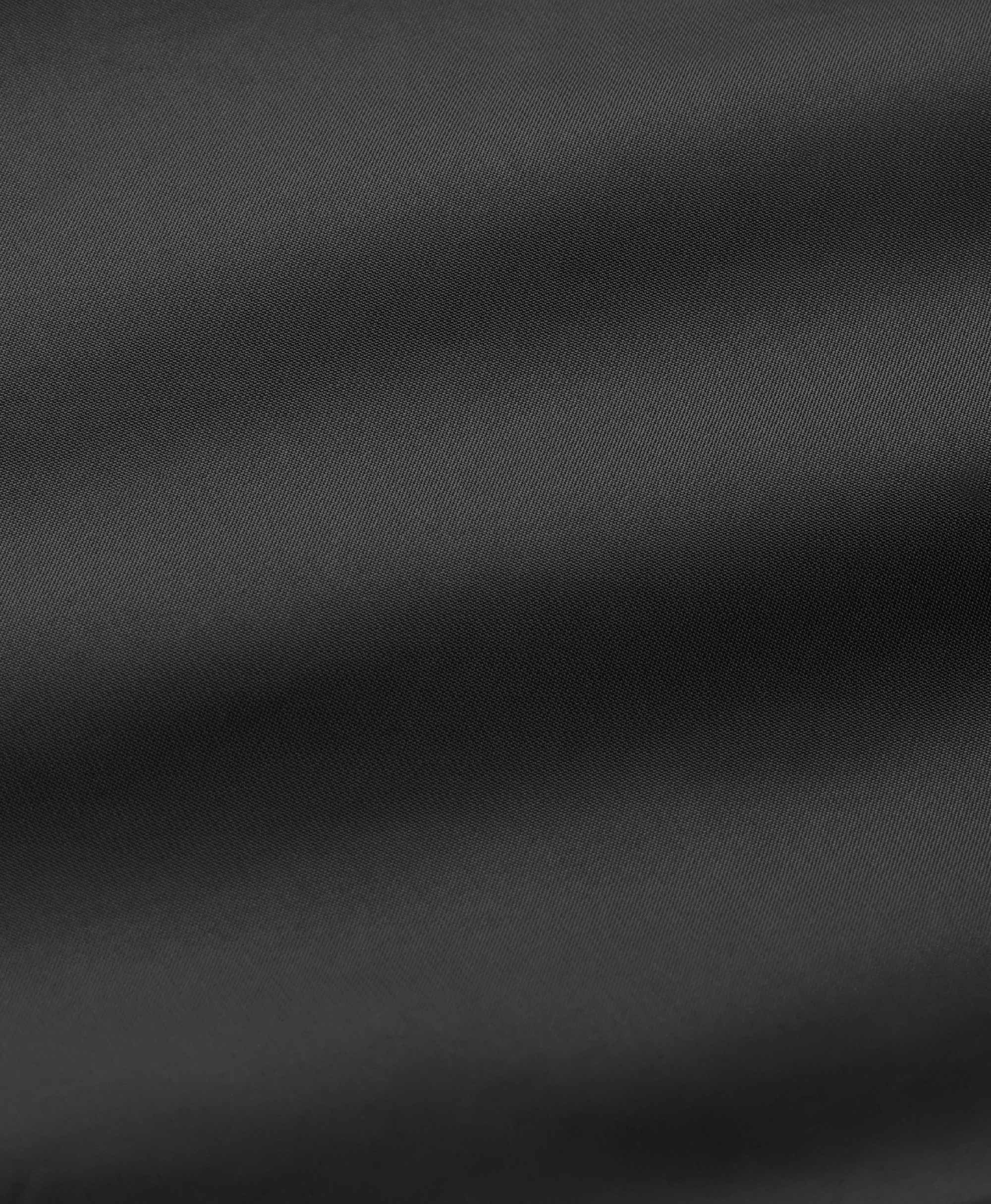 100% Polyester Lining