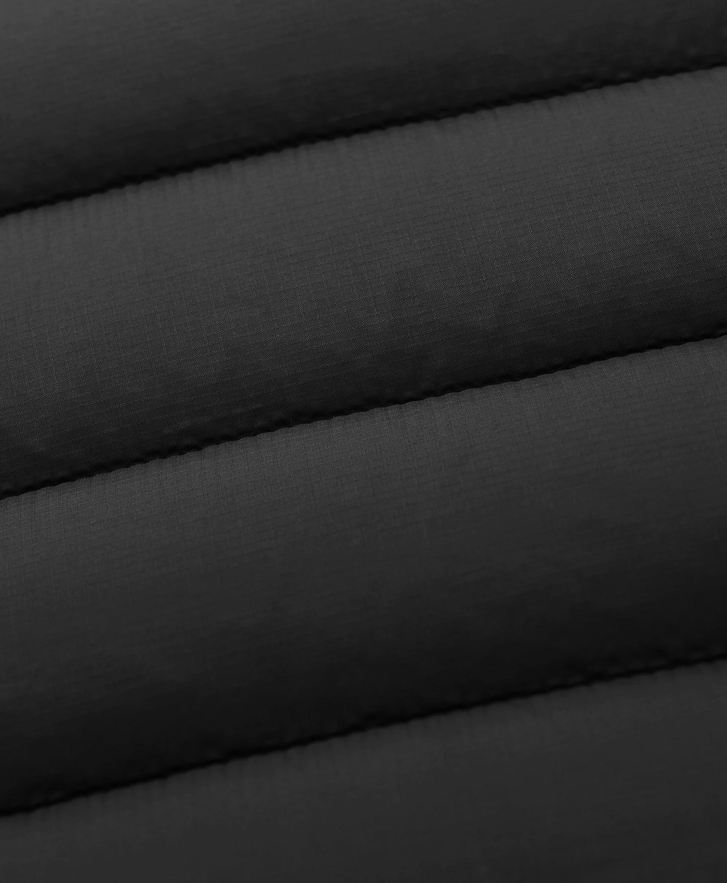 Horizontal quilted stitching design