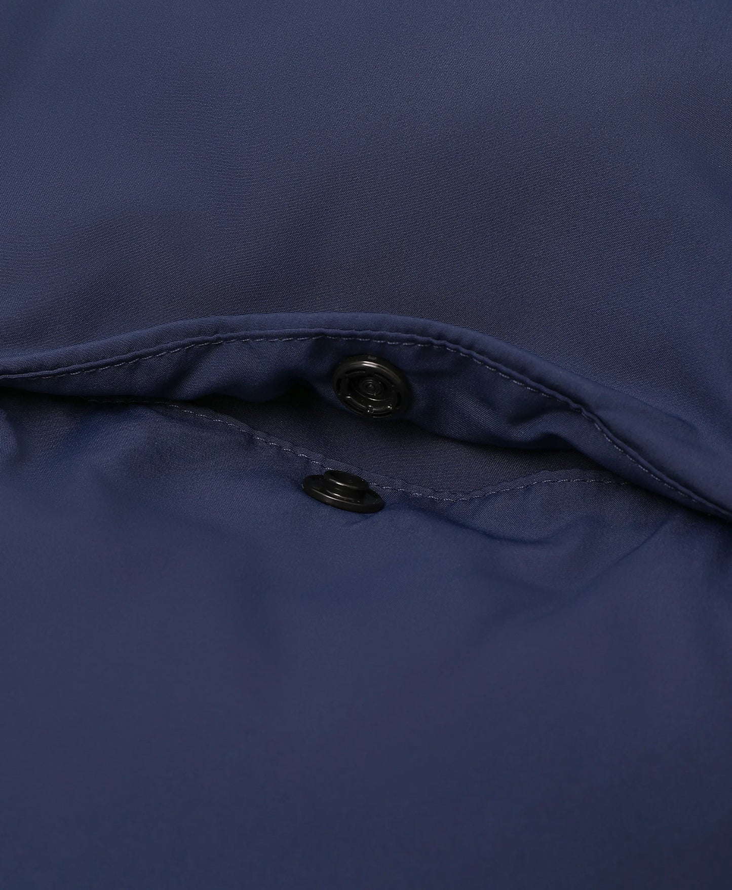 Battery pockets with snap closure