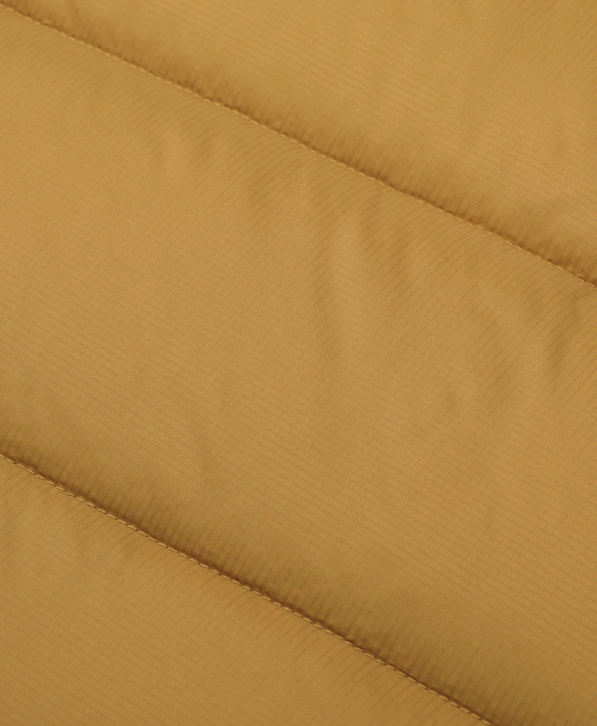 Horizontal quilted stitching design