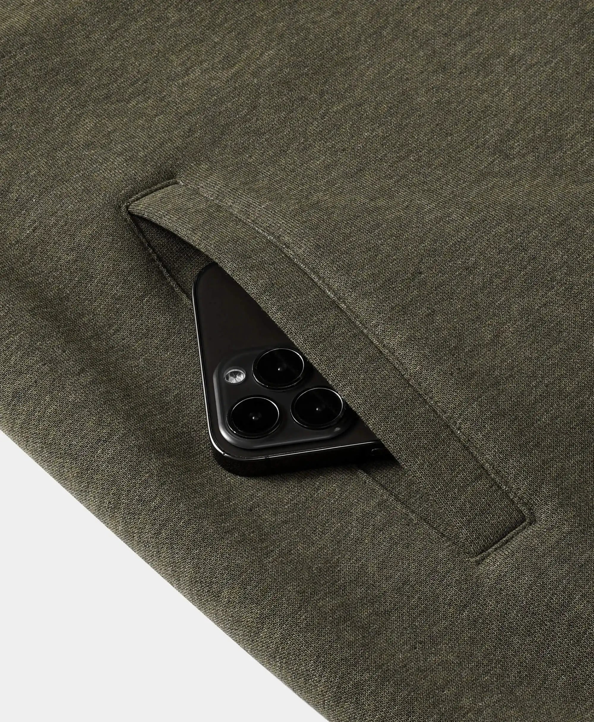 Side-entry handwarmer pocket