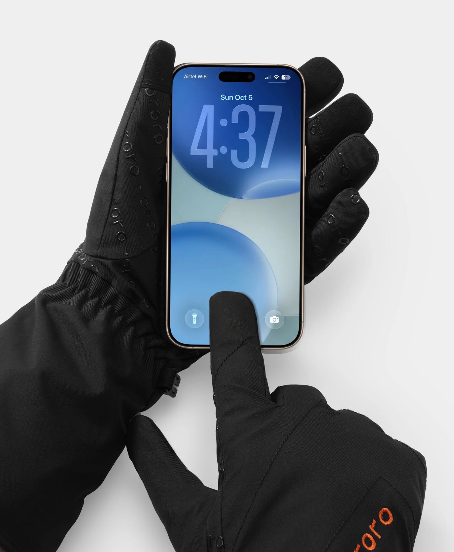 The touch-screen compatible fabric