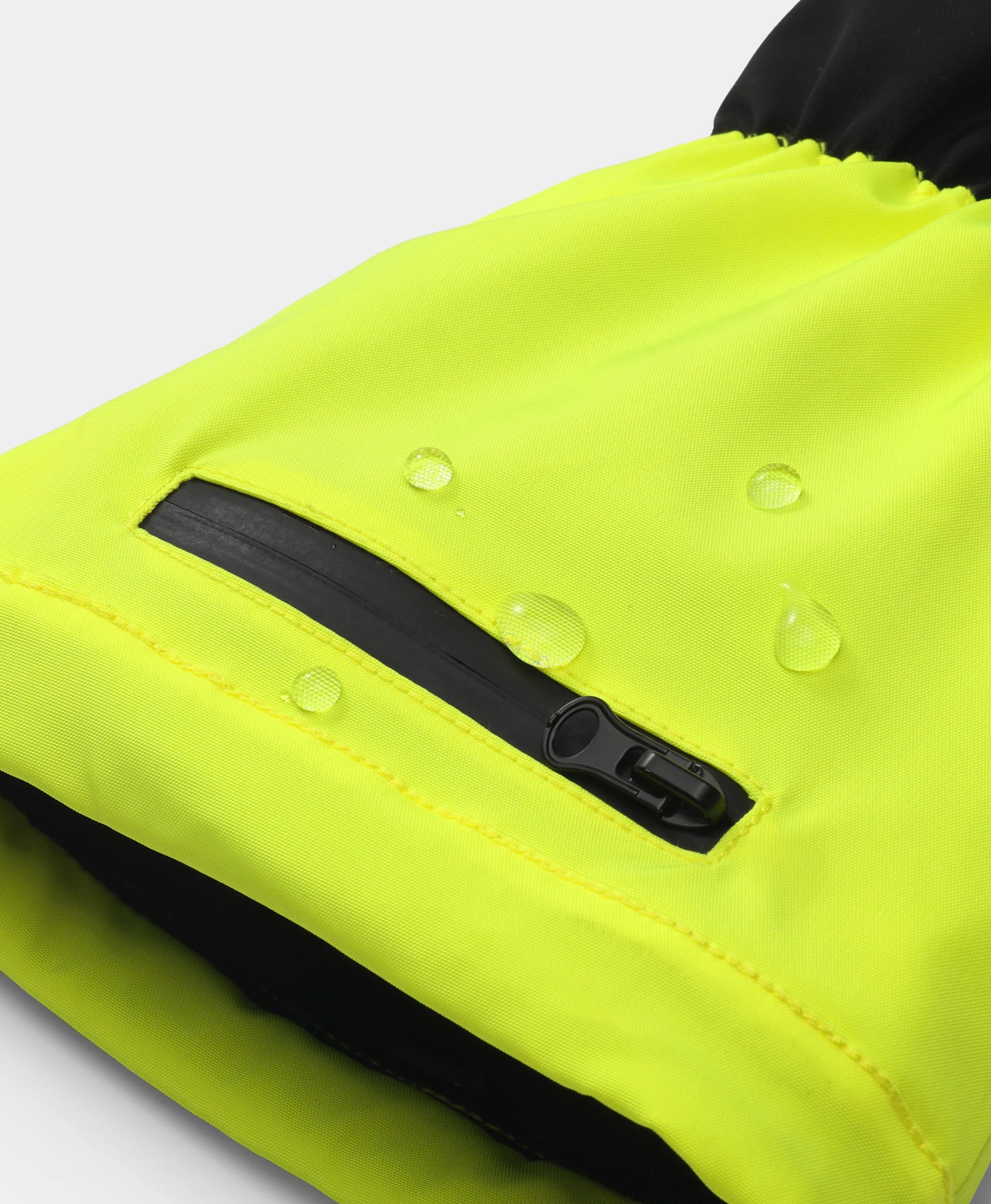 Water-resistant fabrics