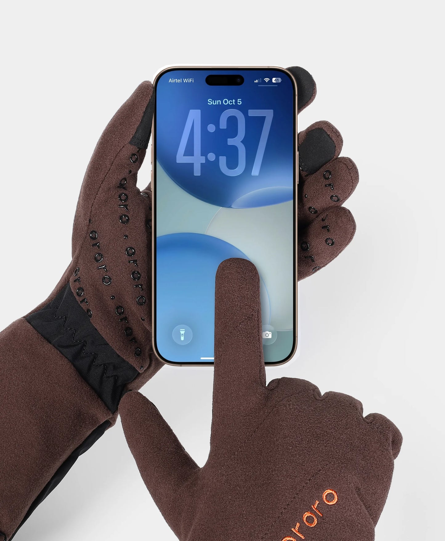 The touch-screen compatible fabric