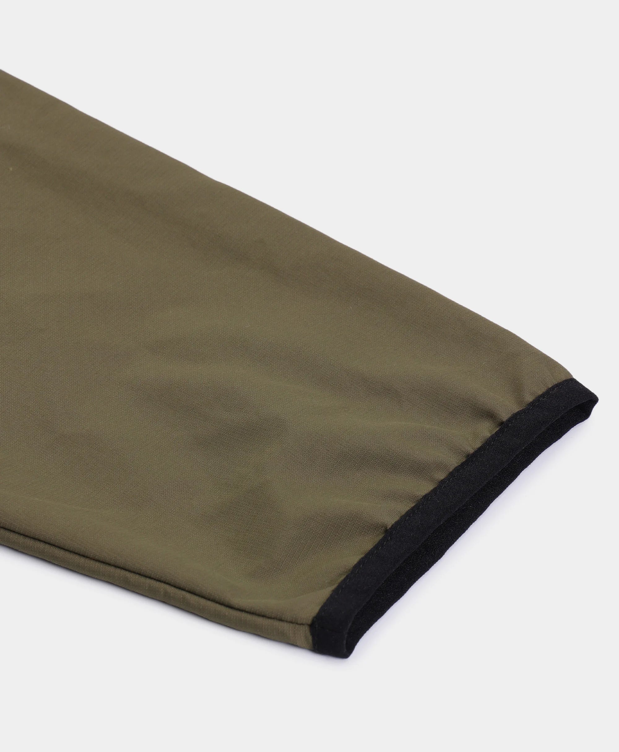 Elastic Sleeve Opening