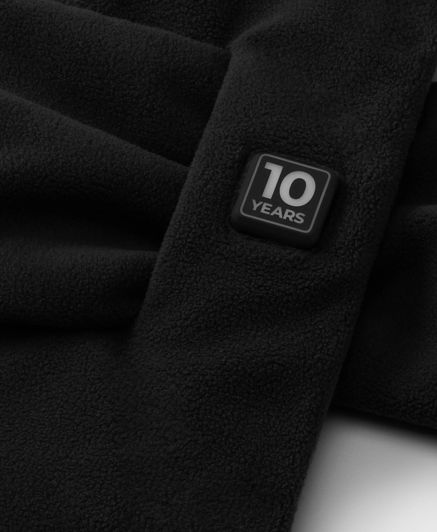 10th anniversary limited-edition “10 YEARS” anniversary logo on the power button 