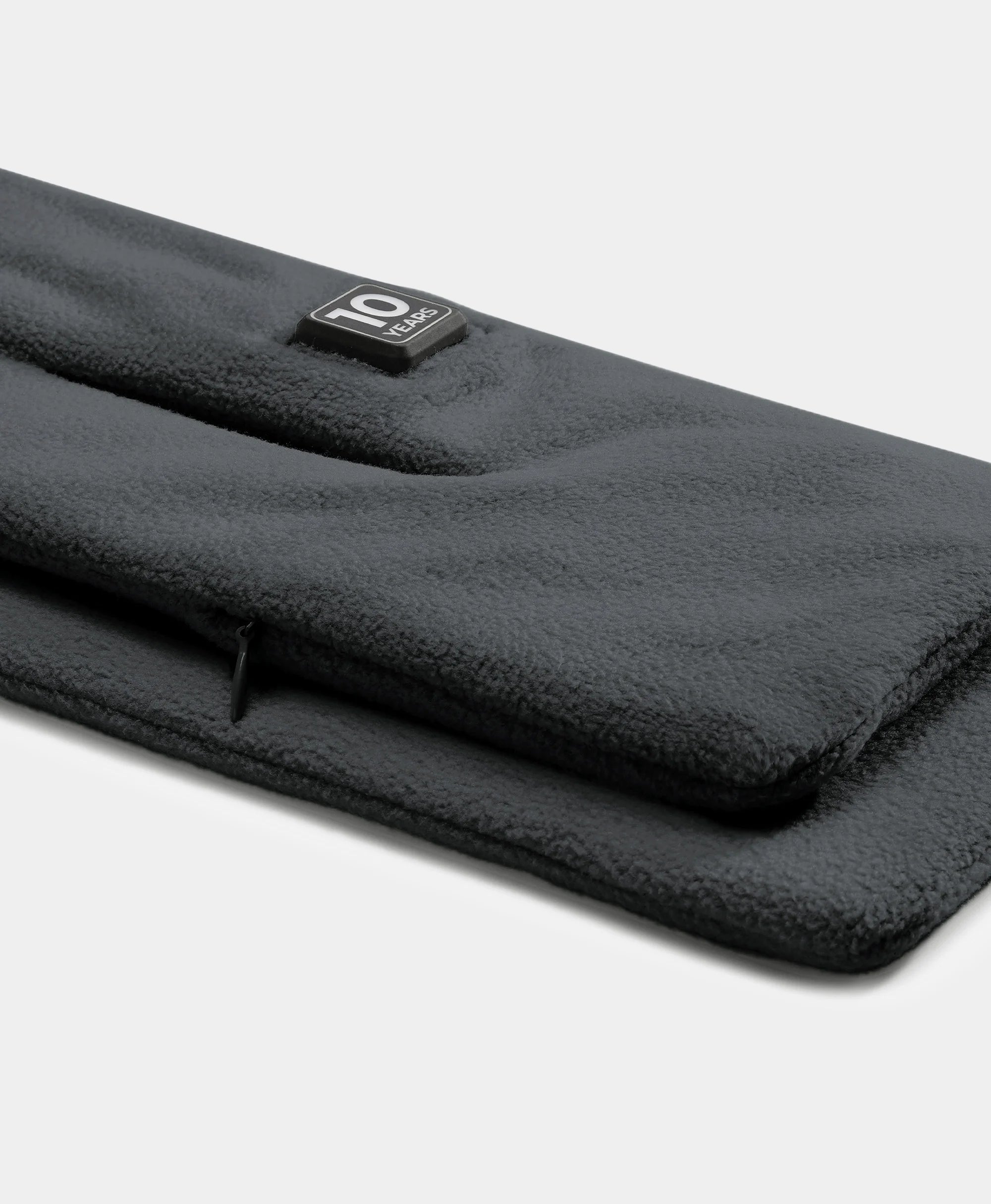 3M™ Thinsulate™ Insulation provides lightweight warmth